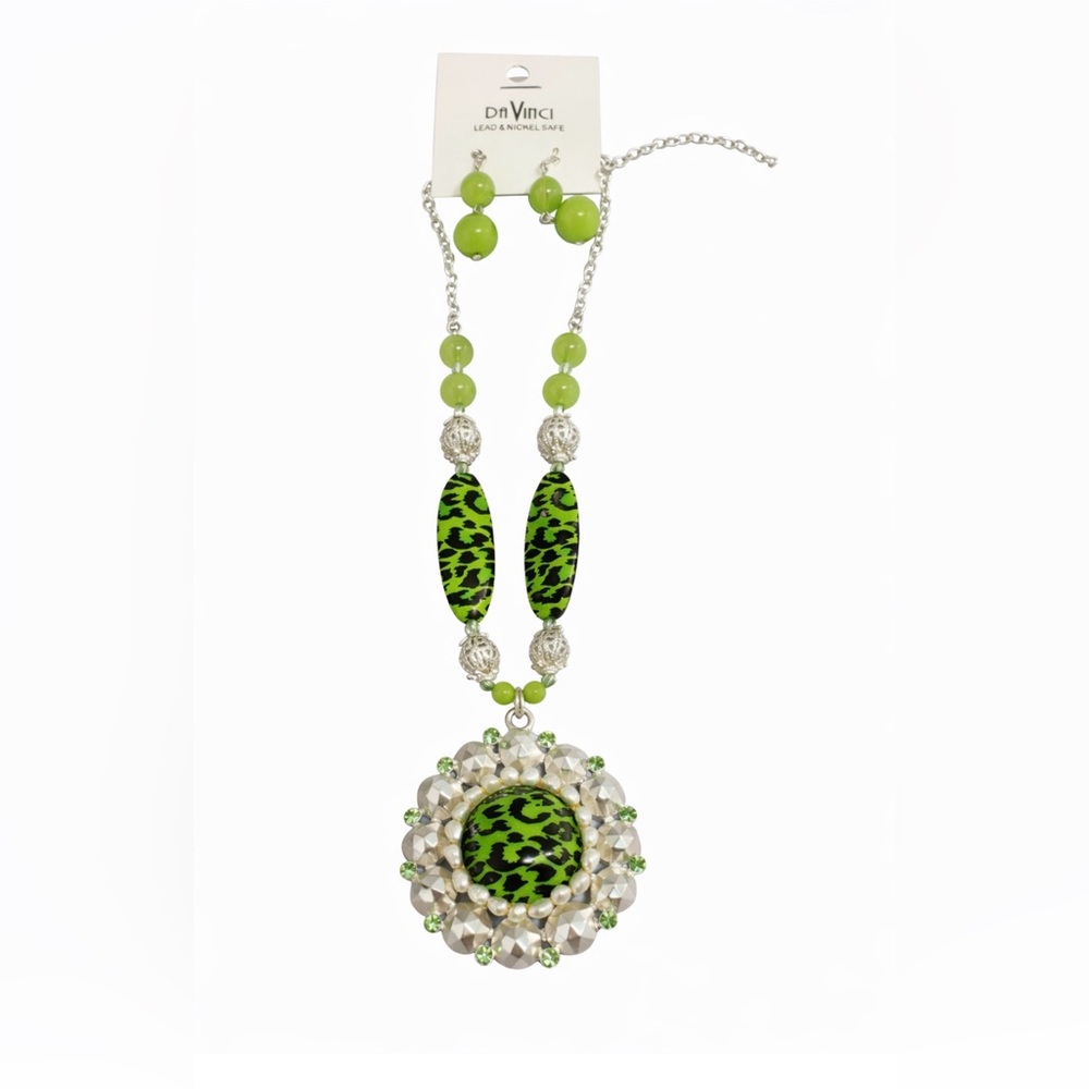 Da Vinci Green Leopard Pendant Necklace & Earring Set NWT